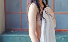 老师浴室洗澡裸体爆乳无遮挡,老师爆乳无遮挡的私密诱惑瞬间”