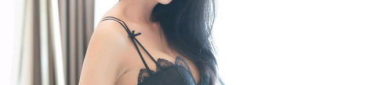 在线播放白丝蕾丝少妇路边露,少妇街头风情瞬间